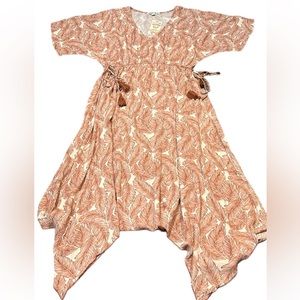 CHARMED HEARTS DRESS SIZE L SHORT SLEEVE V- NECK -NEW